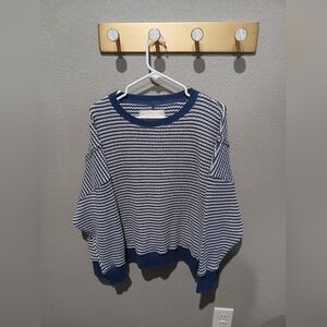 American Eagle Outfitters Cozy Cream and Blue Sweater